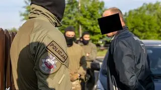 3-407274