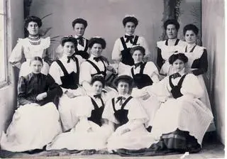 Pokojówki pracujące na Zamku Książ
