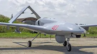 Jeden z ukraińskich dronów Bayraktar TB2