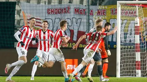 Cracovia łapie wiatr w żagle