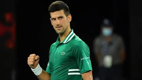 Djoković nie do zatrzymania. W półfinale czeka rewelacja turnieju