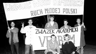 "Chudzielec z charyzmą", "typ intelektualisty". Taki był Paweł Adamowicz w młodości