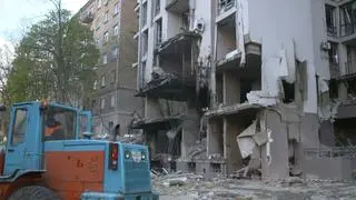 Zniszczenia po rosyjskim ostrzale Kijowa [29.04.2022]