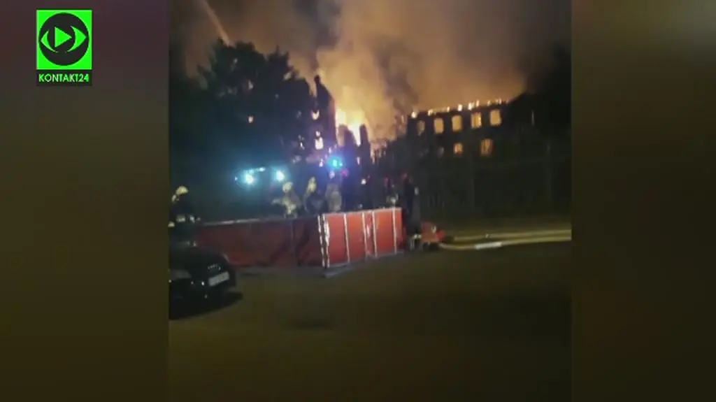 Pożar w Poznaniu. Pustostan przy ul. Kolejowej