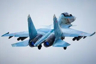 Rosyjski myśliwiec Su-27
