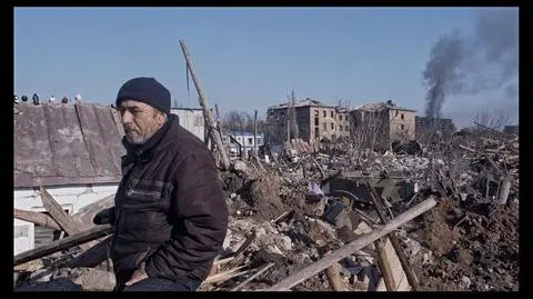 Kadr z filmu Mantasa Kvedaravičiusa "Mariupol 2"