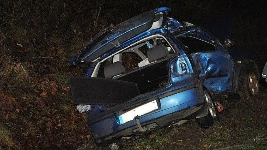 VW Polo stracił panowanie nad pojazdem