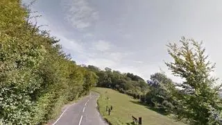 Kobieta została zaatakowana w okolicy Gravelly Hill w Caterham.