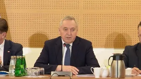 "Okrągły stół" ministra z rolnikami. Oglądaj transmisję w TVN24 i TVN24 GO