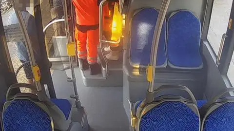 Ratownicy interweniowali w autobusie