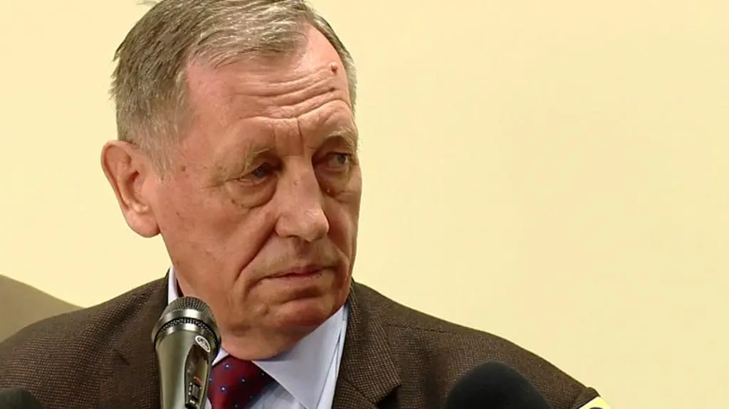 "Przeszkolę dziennikarzy". Minister Szyszko w ogniu pytań
