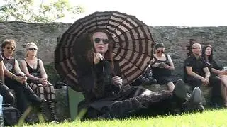 Dominują wyszukane kreacje