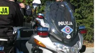 Funkcjonariusze na motorach