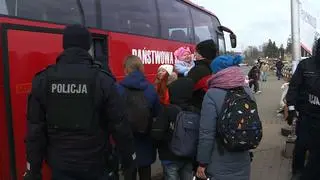 Medyka. Autobusy podstawiane dla uchodźców