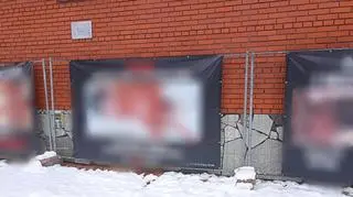 Plakaty pojawiły się na terenie Parafii Chrystusa Miłosiernego w Dęblinie