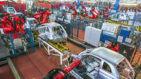 Samochody hybrydowe i elektryczne mają wyjechać z polskiej fabryki