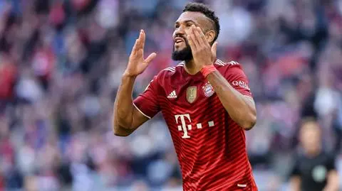 Alarm w Bayernie, zmiennik Lewandowskiego kontuzjowany