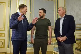 Zełenski spotkał się z Lindseyem Grahamem i Richardem Blumenthalem 