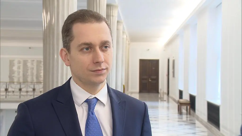 Tomczyk: komisja monitorująca ciągle pracuje w Radzie Europy