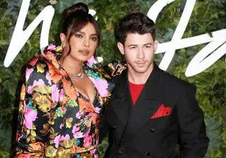 Priyanka Chopra Jonas i Nick Jonas w 2021 roku