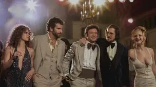 Amy Adams, Bradley Cooper, Jeremy Renner, Christian Bale i Jennifer Lawrence