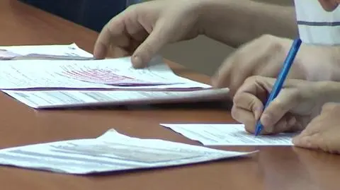 Koniec z urzędniczym żargonem w pismach do obywateli. "Muszą pisać krótko, zwięźle, zrozumiale"