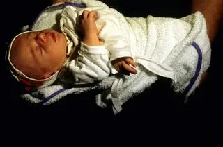 Adnan Mević, sześciomiliardowe dziecko na świecie, urodził się w Sarajewie 12 października 1999 roku dwie minuty po północy