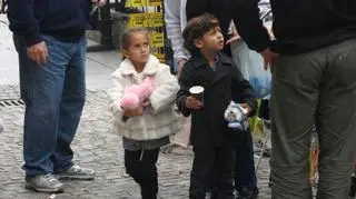 Dzieci Jennifer Lopez na spacerze w Gdańsku