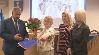Ukradziony przez Niemców pierścionek wrócił po 80 latach do wnuczki więźniarki Ravensbrück