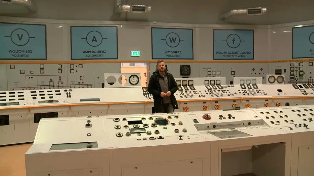 Aleksandra Janiec i Jakub Porada w elektrowni EC1
