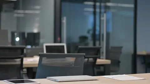 Zwolnił pracownicę przez Skype'a. "Januszeria, level master"