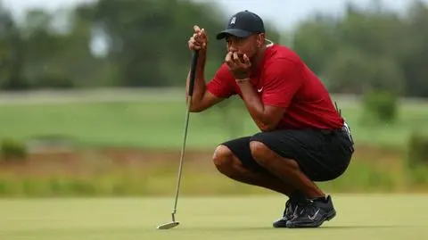 Tiger Woods miał poważny wypadek samochodowy
