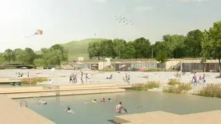 Plaża z pomostami 