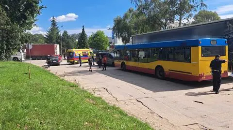 W naczepie znajdowało się 9 osób