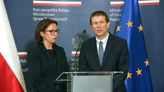 Dyplomaci Ewa Piasek-Chojnacka i Szymon Wudarski o ewakuacji z Afganistanu