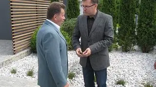 Na koniec dnia wręczył klucze właścicielowi nowego apartamentu