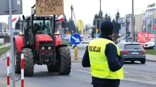 W czwartek wiele dróg w Polsce było zablokowanych przez protestujących rolników 