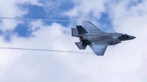 "Proszę pani, jestem pilotem. Nie jestem pewien, gdzie jest samolot"