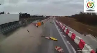 Chciał zdążyć przed zwężeniem 