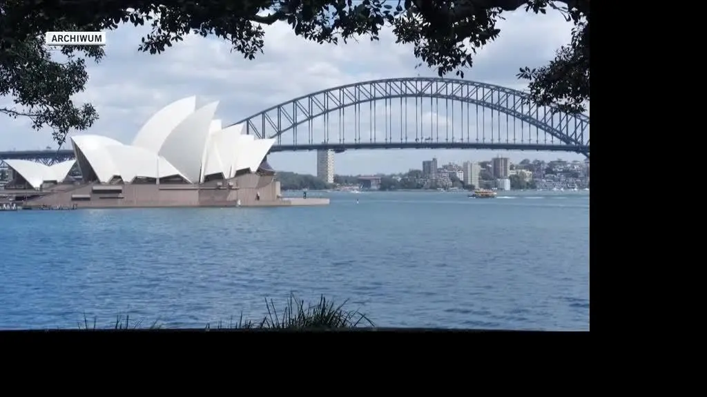 AUSTRALIA 1
