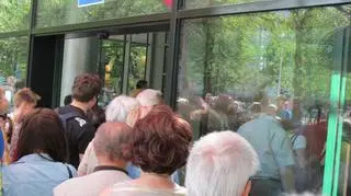 Setki osób przyszło skorzystać z promocji na otwarcie