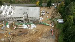 The crane operator died in hospital