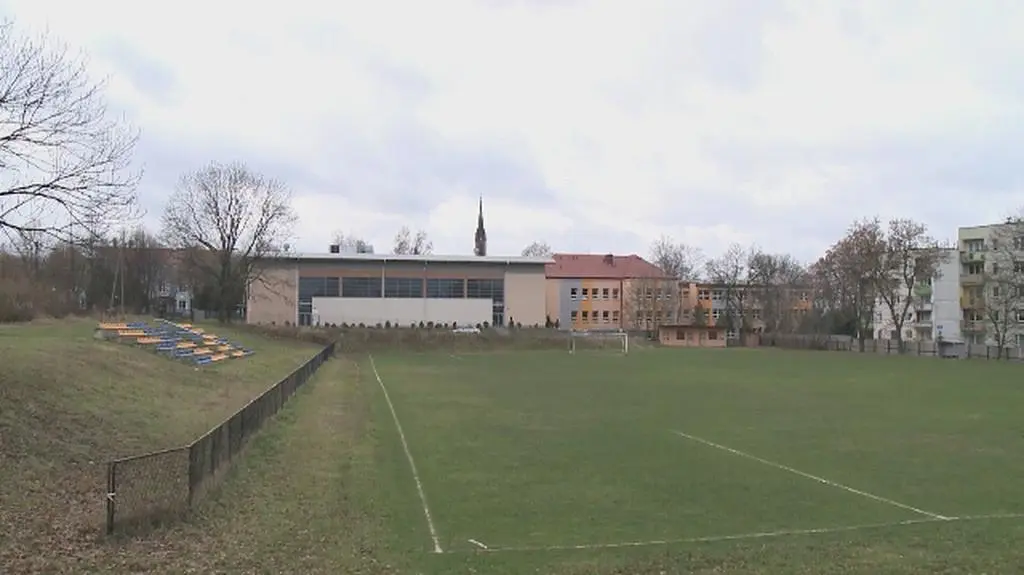 Nowoczesna hala sportowa w Porębie