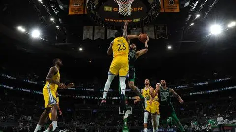 Skuteczna pogoń Boston Celtics przyćmiła 47 punktów Curry'ego