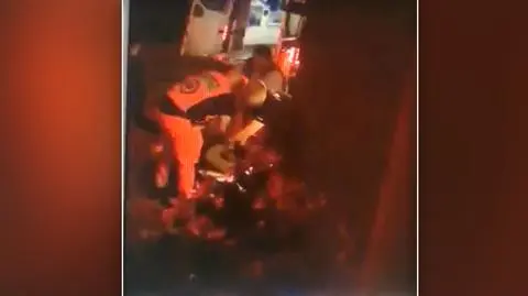 Jeden z ratowników miał pobić pacjenta na oczach policjantów