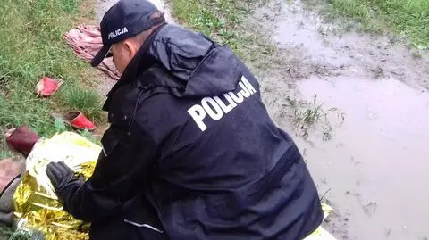 Szedł na skróty, wpadł do lodowatej rzeki. Stracił przytomność