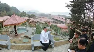 Kim Dzong Un na placu budowy ośrodka spa