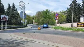 Trumna wypadła z karawanu