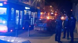 Strażnicy miejscy zwrócili uwagę na autobus blokujący ruch