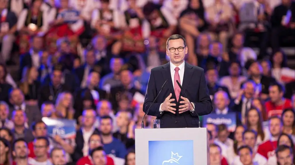 Morawiecki: 1 stycznia 2020 roku płaca minimalna wzrośnie do 2600 zł